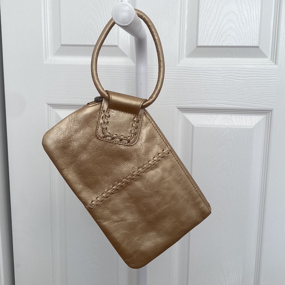 HOBO Gold Clutch with Wristlet - Picture 2 of 6